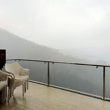 Pine Peak Kasauli Exterior foto
