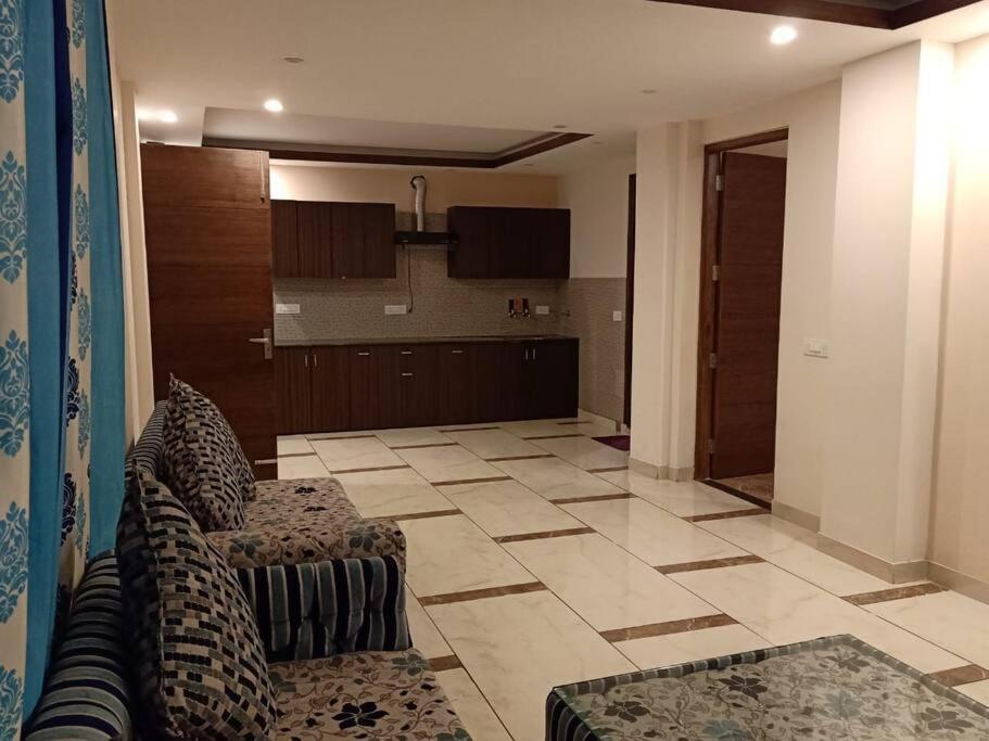Pine Peak Kasauli Exterior foto