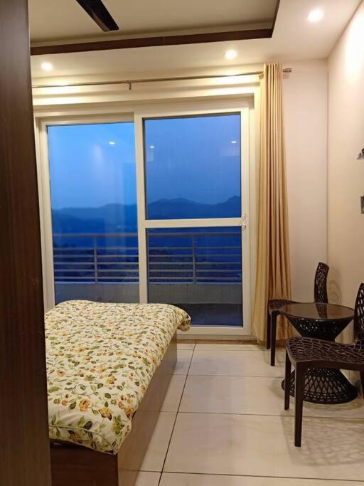 Pine Peak Kasauli Exterior foto