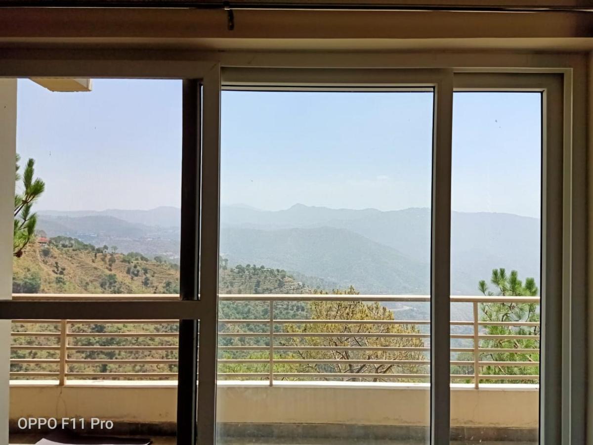 Pine Peak Kasauli Exterior foto
