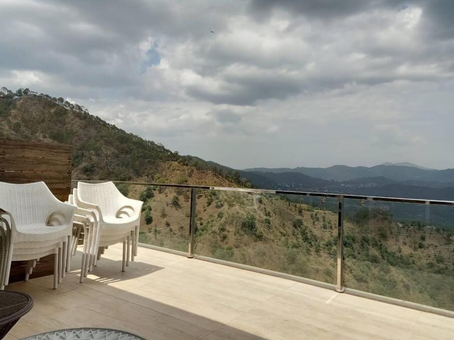 Pine Peak Kasauli Exterior foto